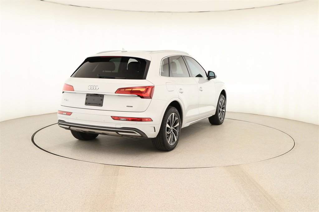 Used 2021 Audi Q5 2.0T Premium w/ Convenience Package image 6
