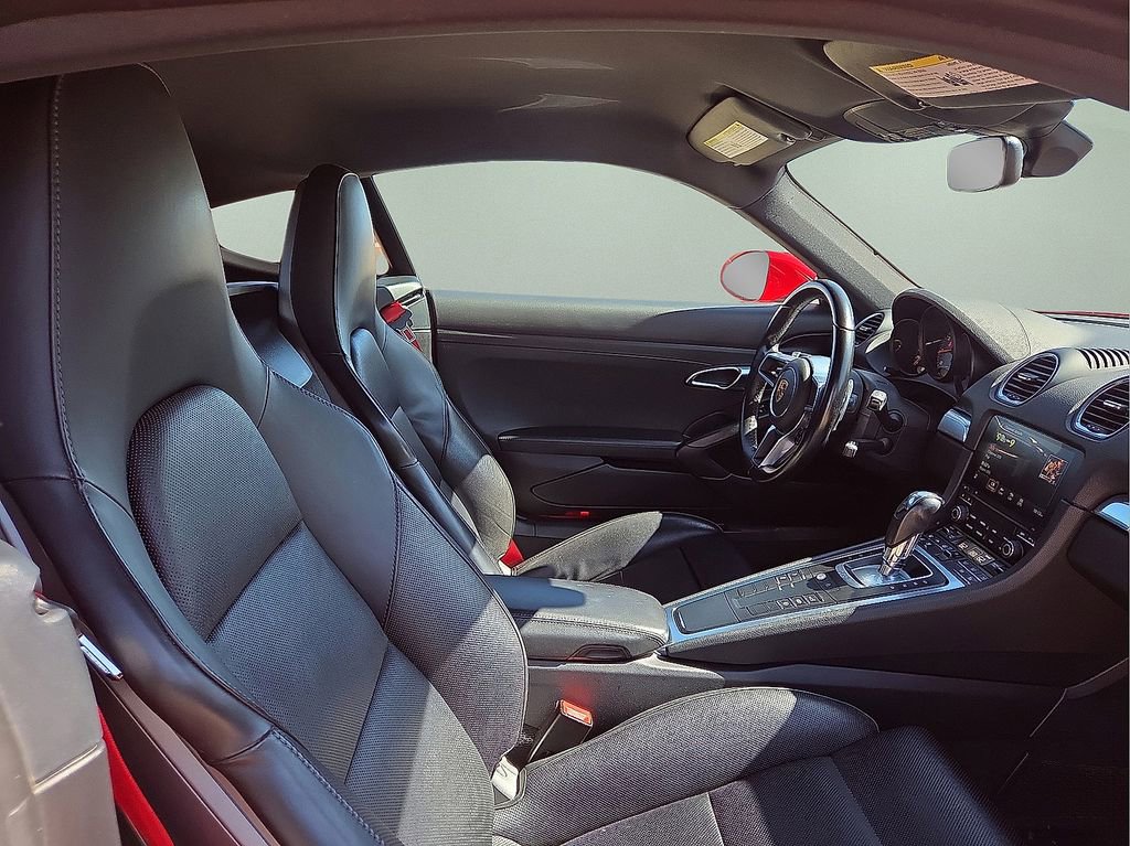 Used 2020 Porsche 718 Cayman S image 14
