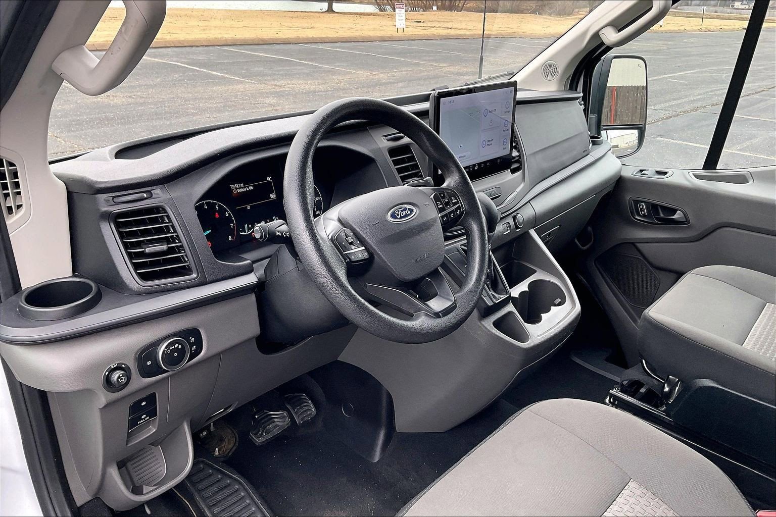 Used 2022 Ford Transit 350 XLT image 14