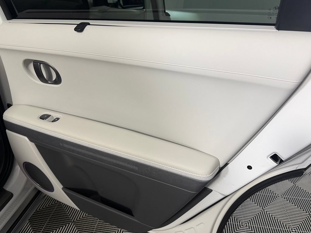 Used 2025 Hyundai Ioniq 5 Limited RWD image 30