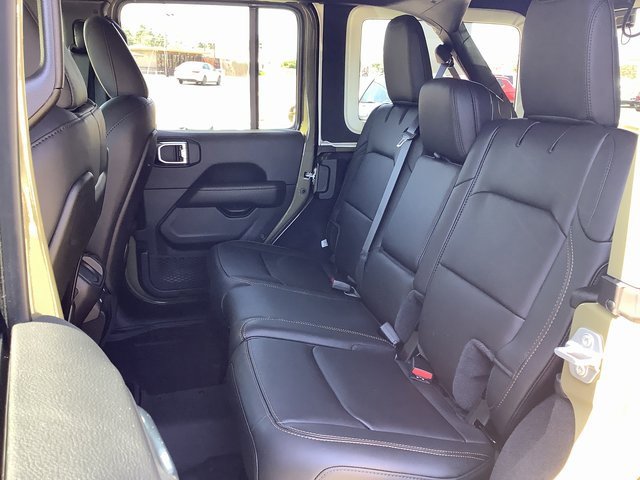 New 2025 Jeep Wrangler Unlimited Rubicon 392 image 27
