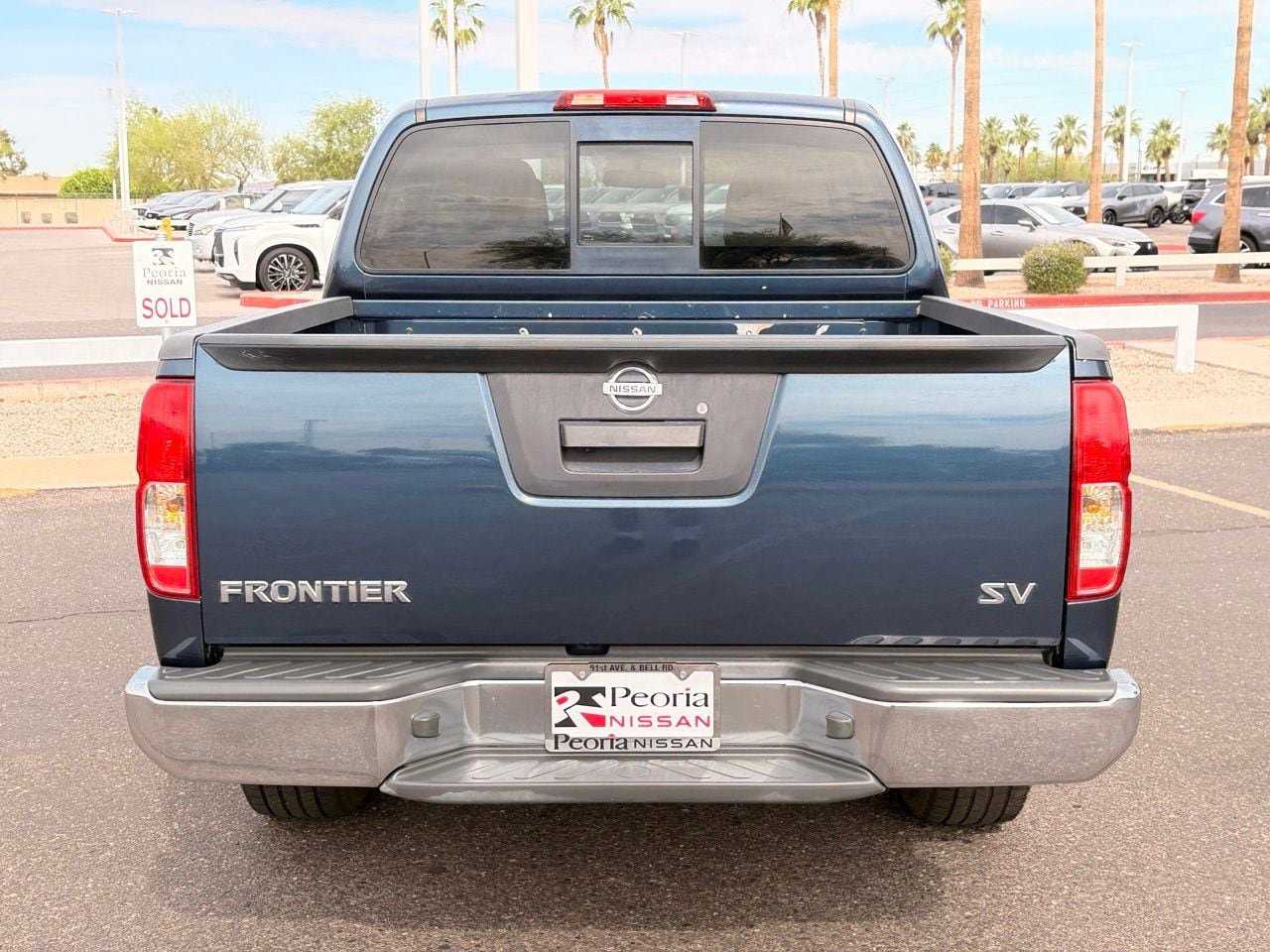 Used 2018 Nissan Frontier SV RWD image 5