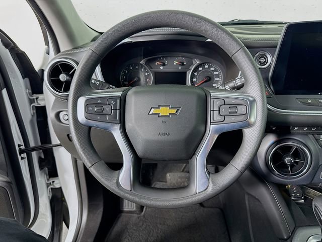 Used 2023 Chevrolet Blazer LT w/ Convenience Package FWD image 12