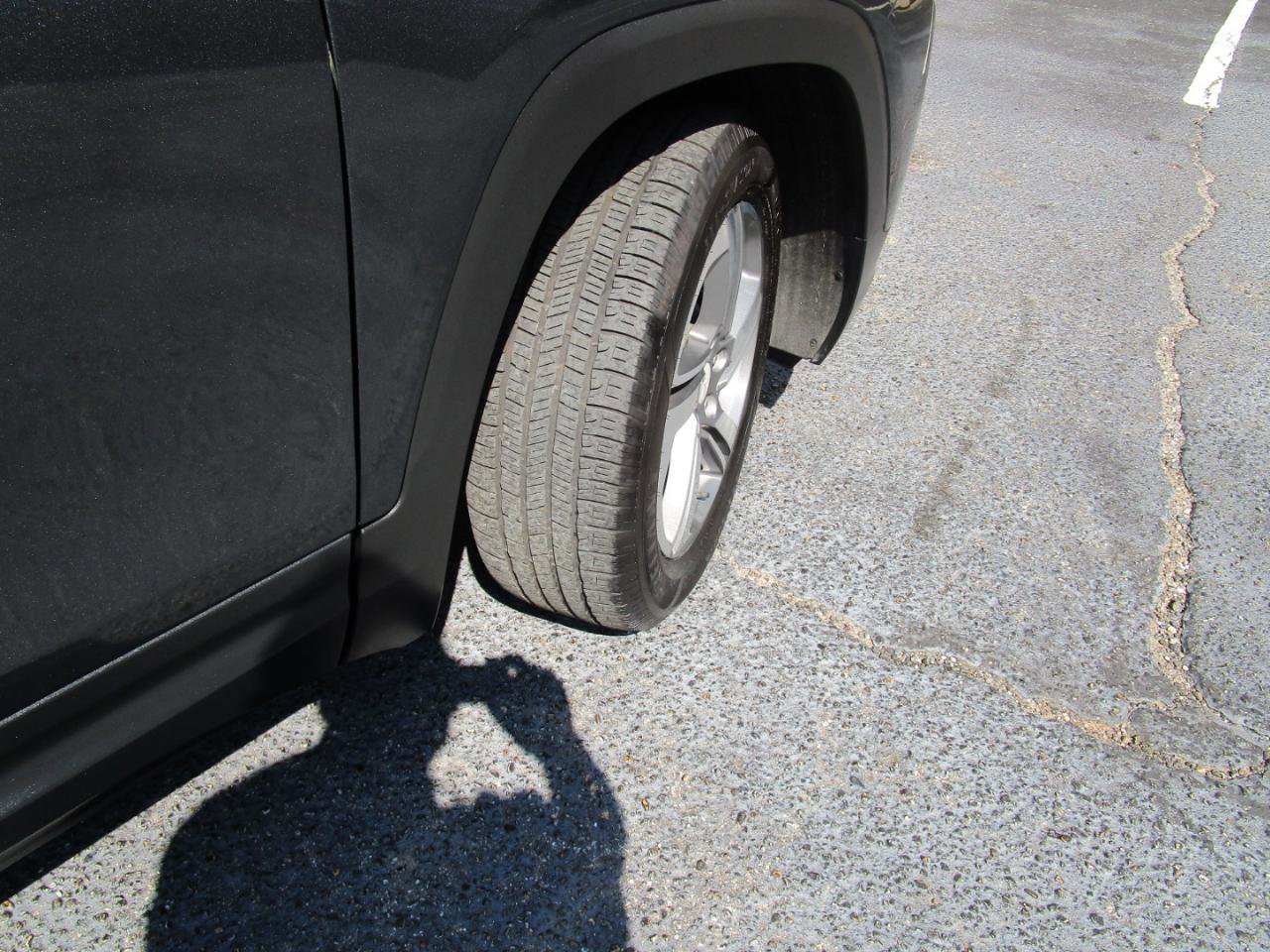 Used 2020 GMC Terrain SLT AWD/4WD image 31