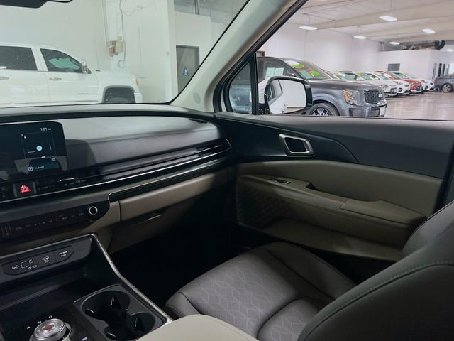 New 2026 Kia Carnival LXS image 24