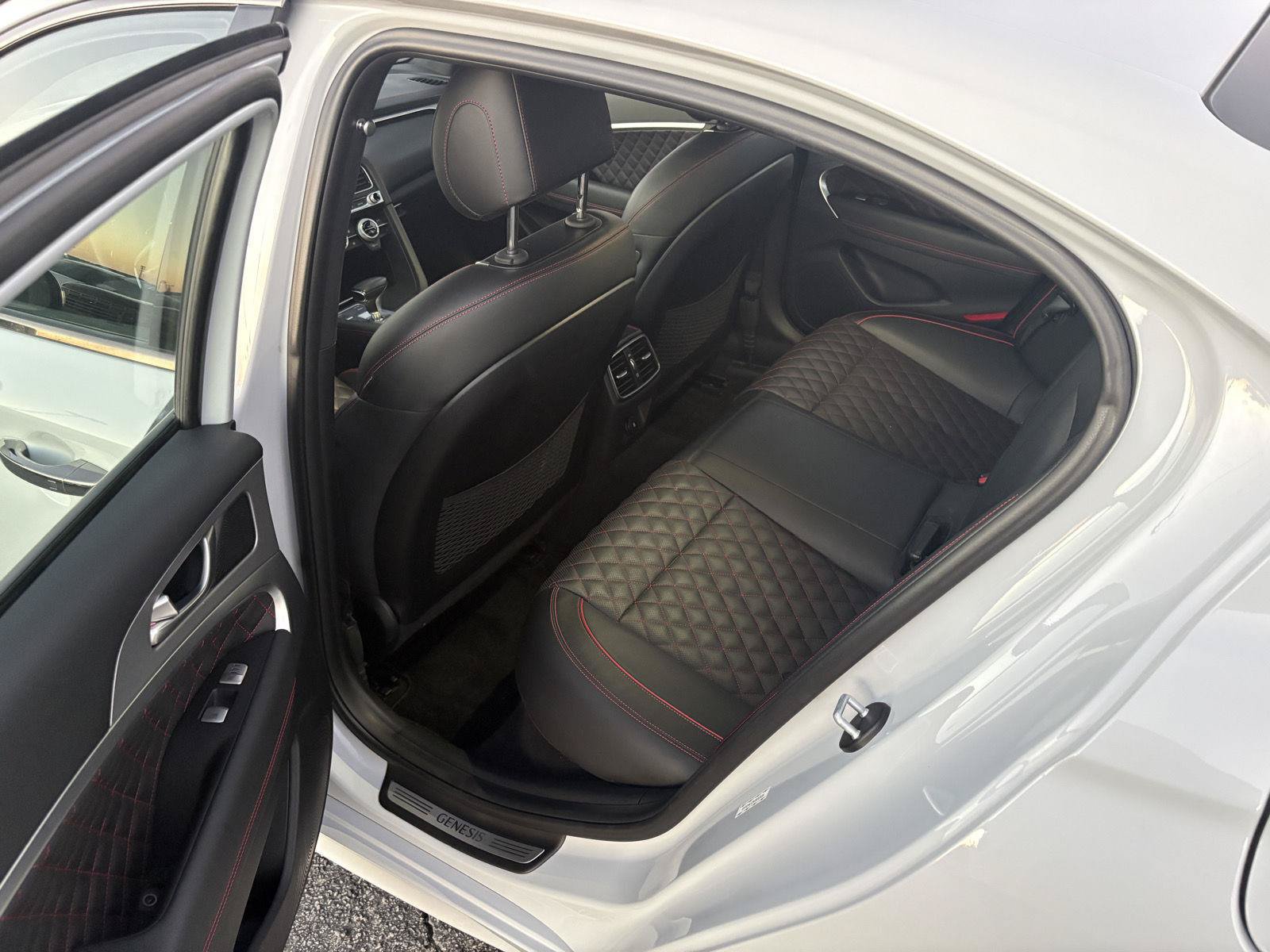 Used 2019 Genesis G70 3.3T image 21