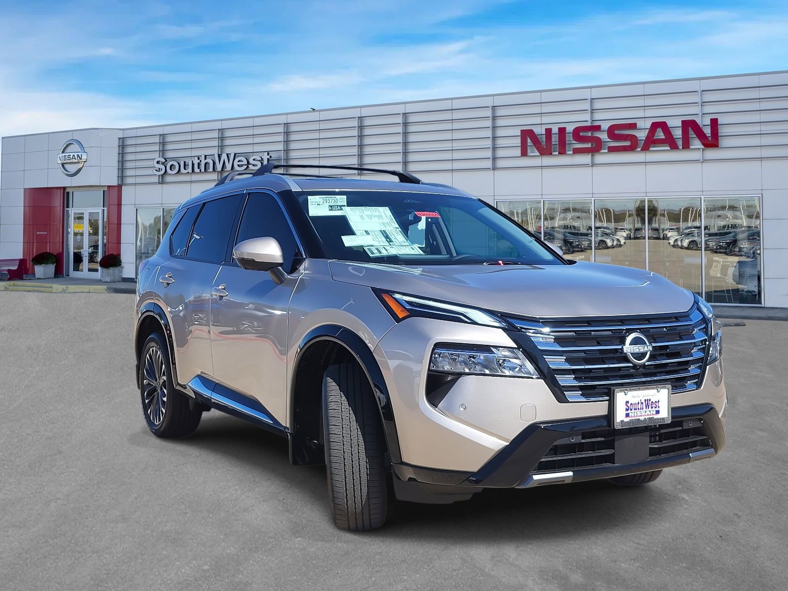 New 2026 Nissan Rogue Platinum image 4