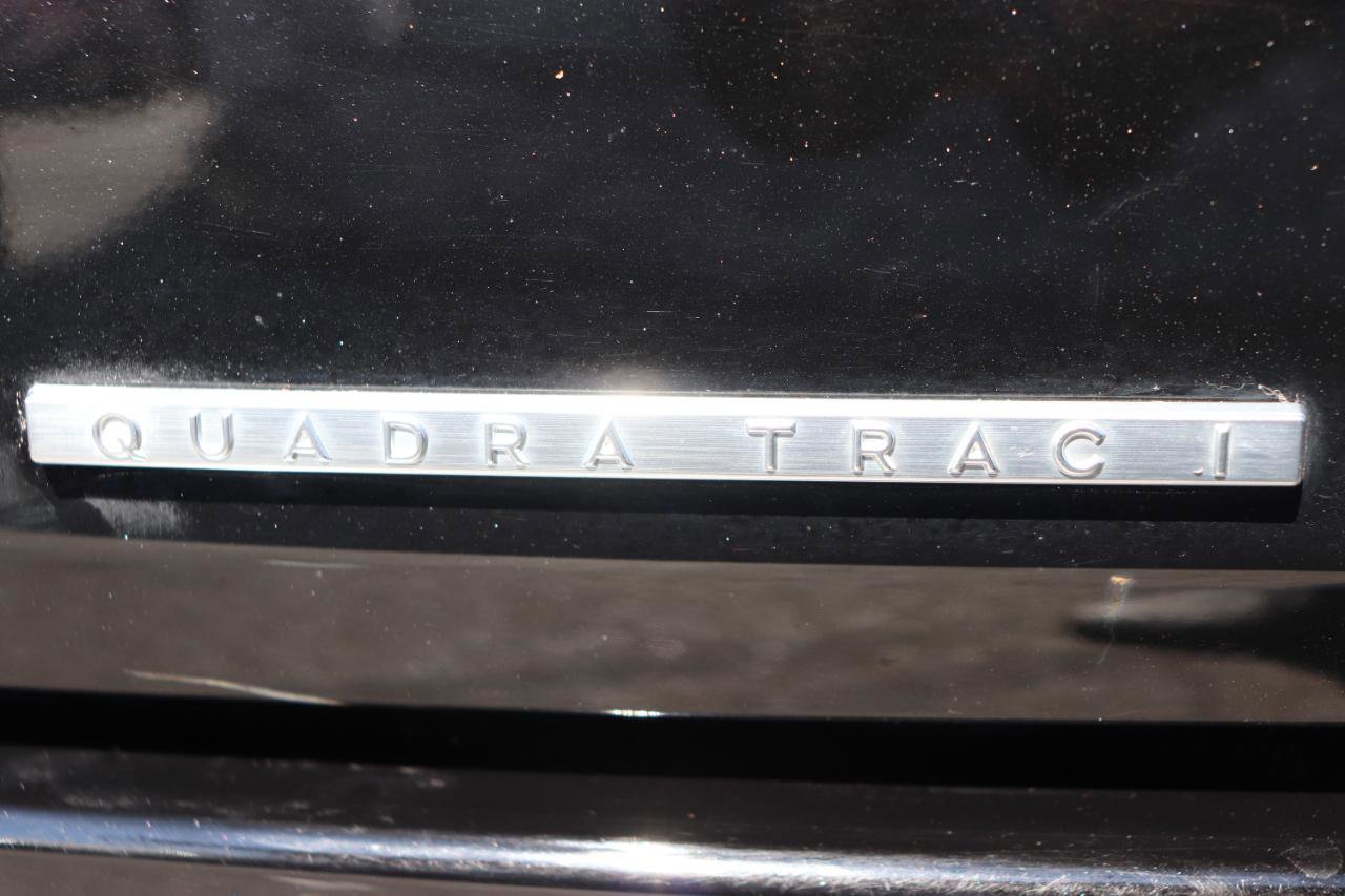 Used 2023 Jeep Wagoneer L Series II image 72