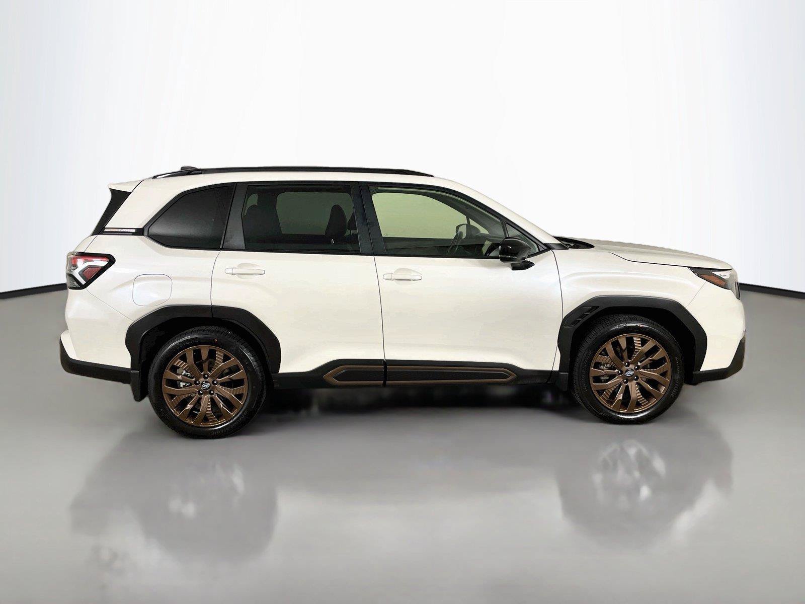 Used 2025 Subaru Forester Sport AWD/4WD image 18