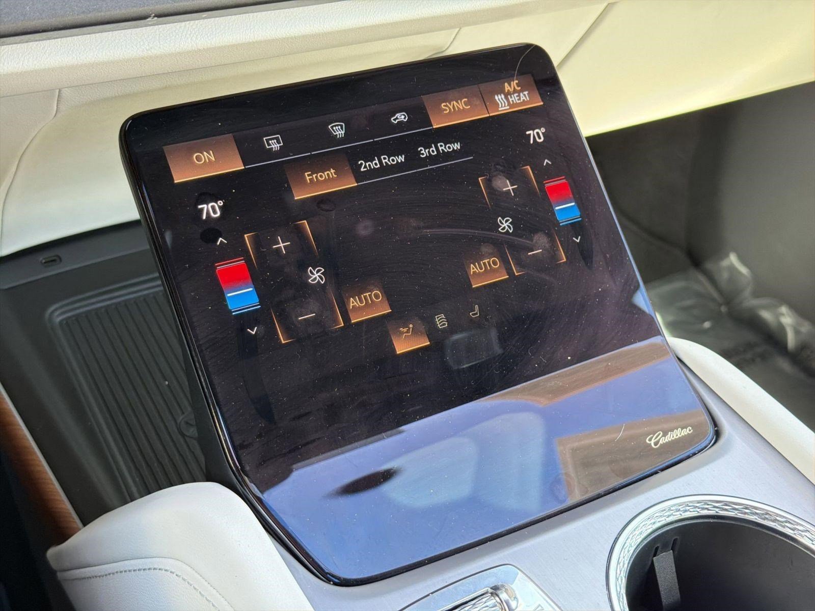 Certified 2026 Cadillac Vistiq Luxury image 25