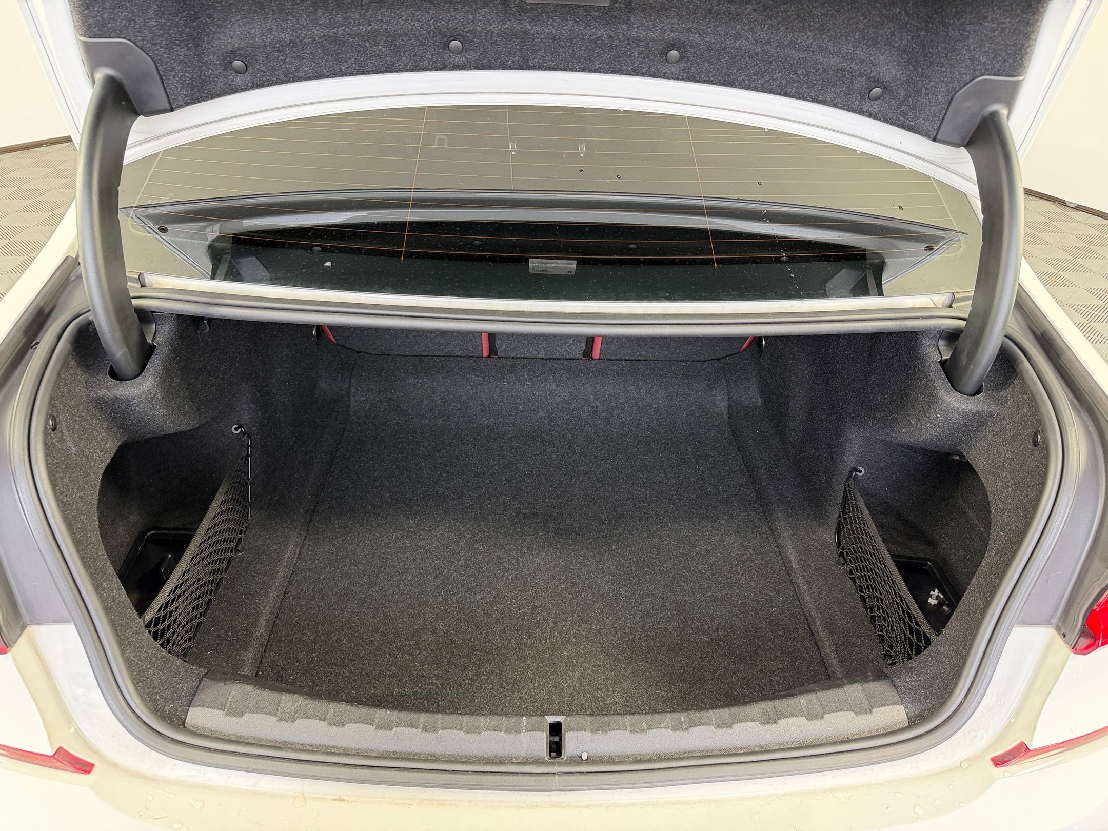 Used 2022 BMW 330i Sedan w/ M Sport Package image 33