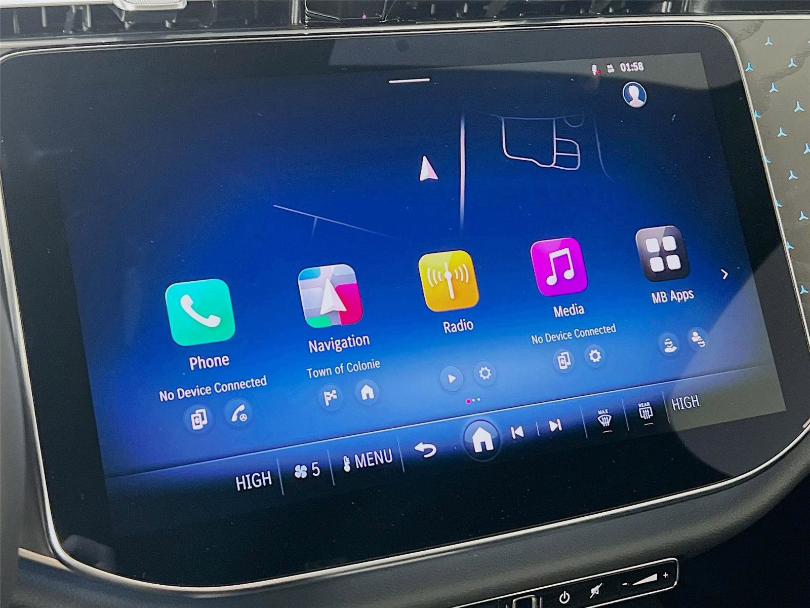 New 2026 Mercedes-Benz E 350 4MATIC Sedan image 16