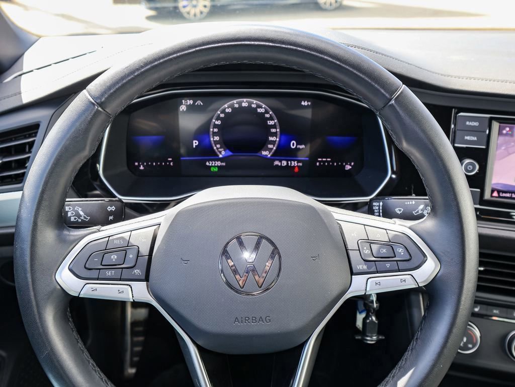Certified 2024 Volkswagen Jetta Sport image 19