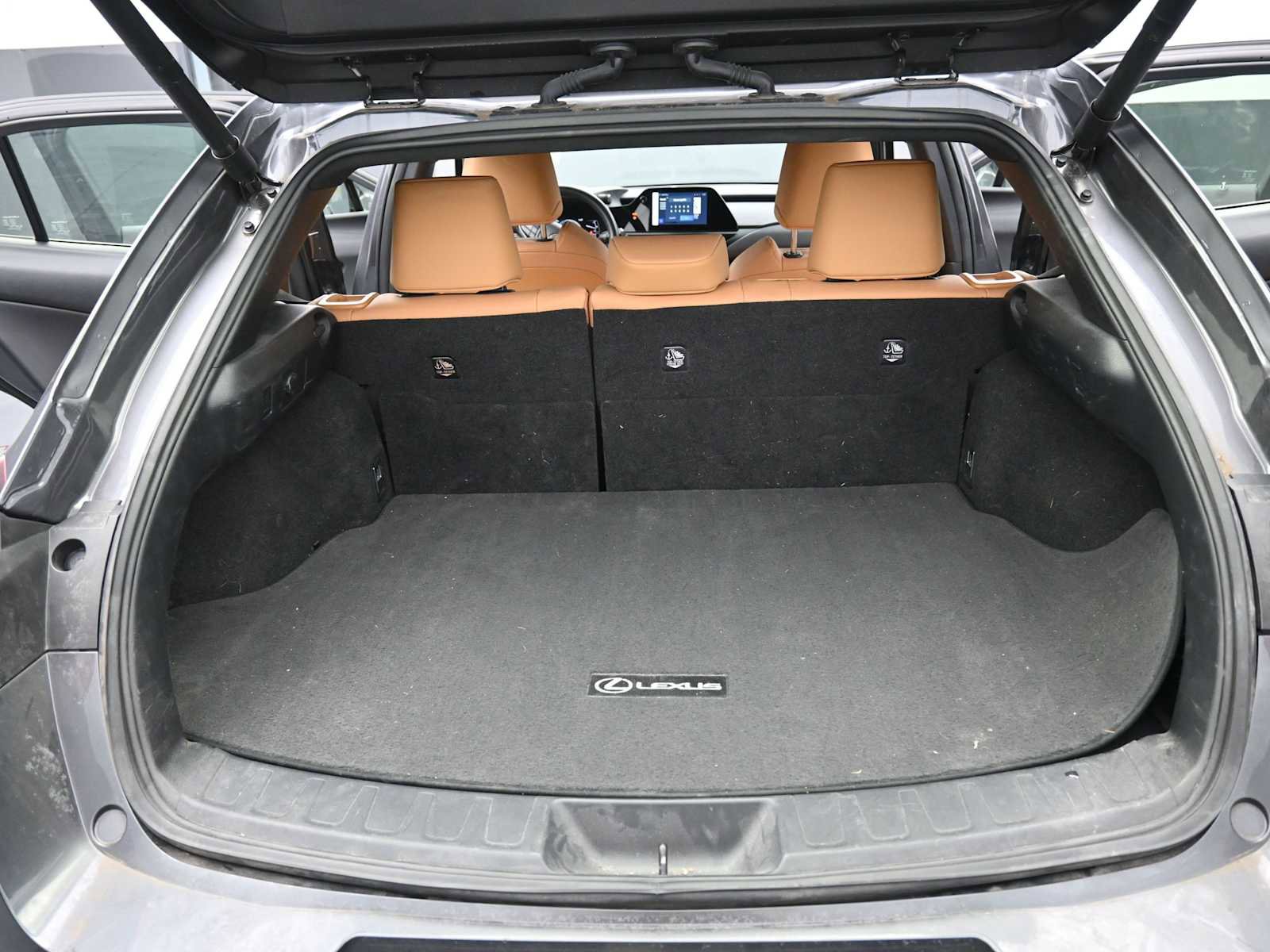 Used 2024 Lexus UX 250h Premium image 13