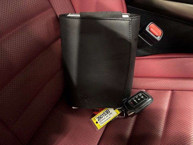 Used 2018 Lexus IS 350 image 33