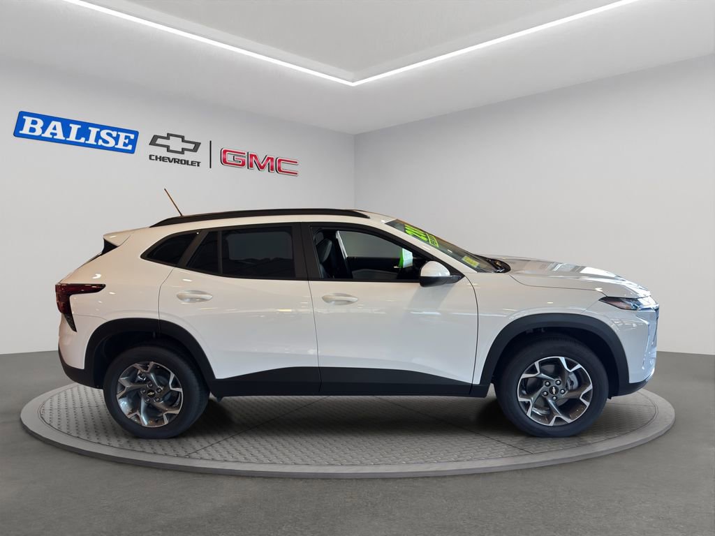 New 2025 Chevrolet Trax LT w/ Driver Confidence Package image 5