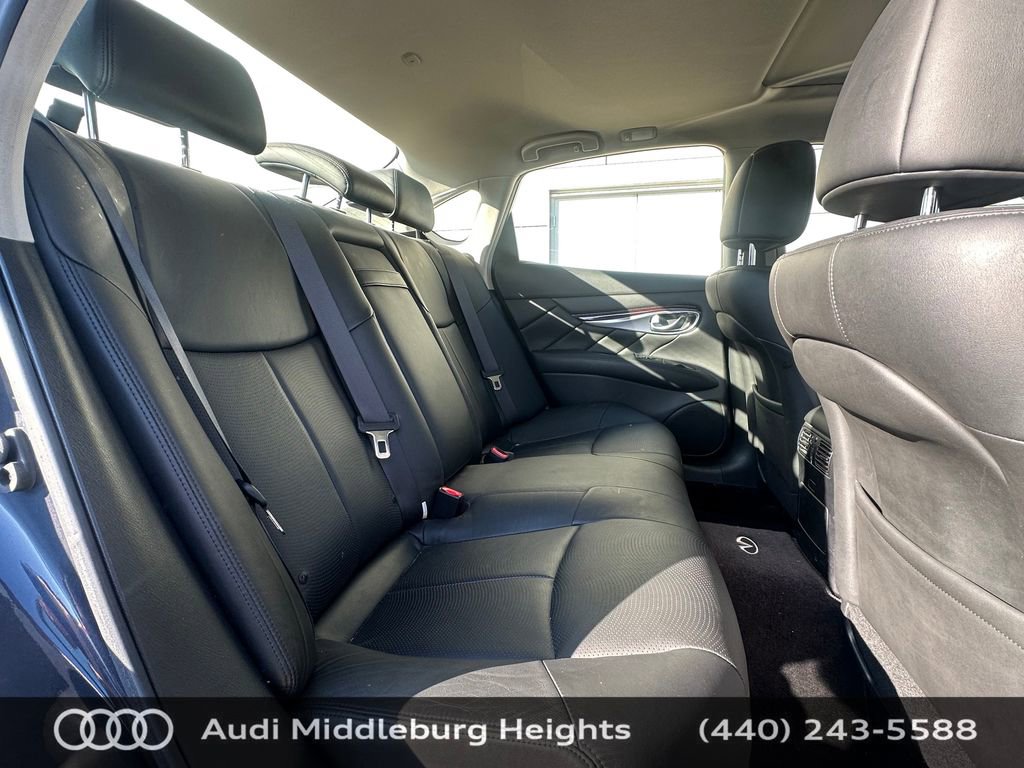 Used 2011 INFINITI M37 x w/ Premium Pkg AWD/4WD image 19
