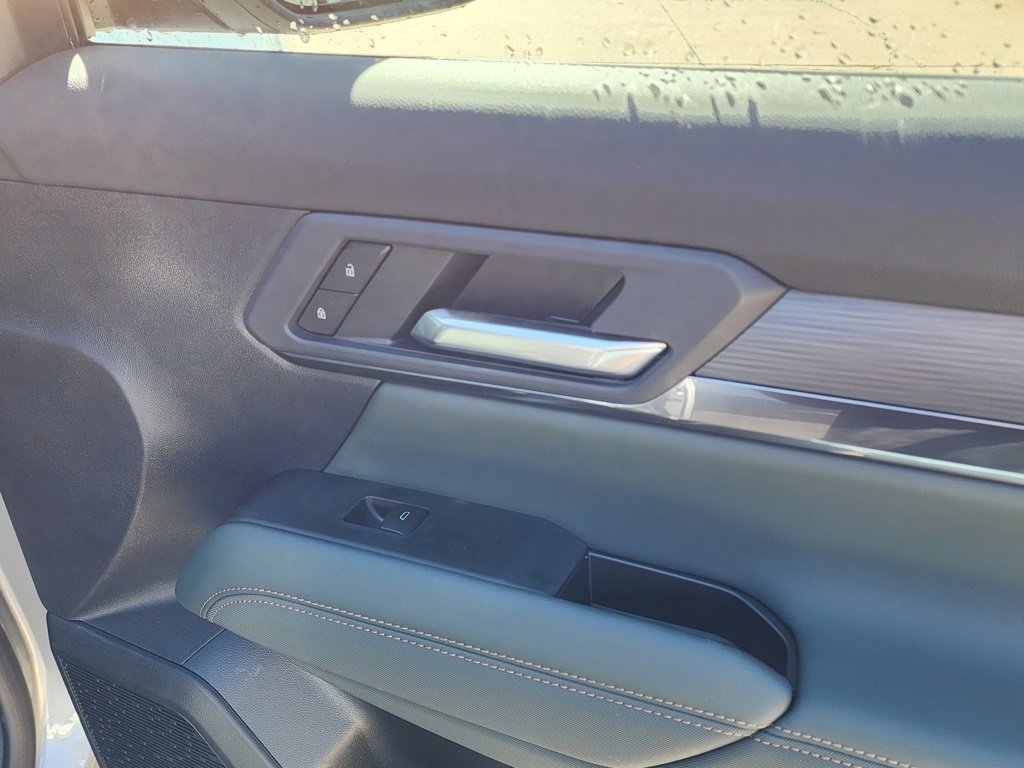 New 2026 GMC Terrain AT4 w/ Convenience Package III image 38