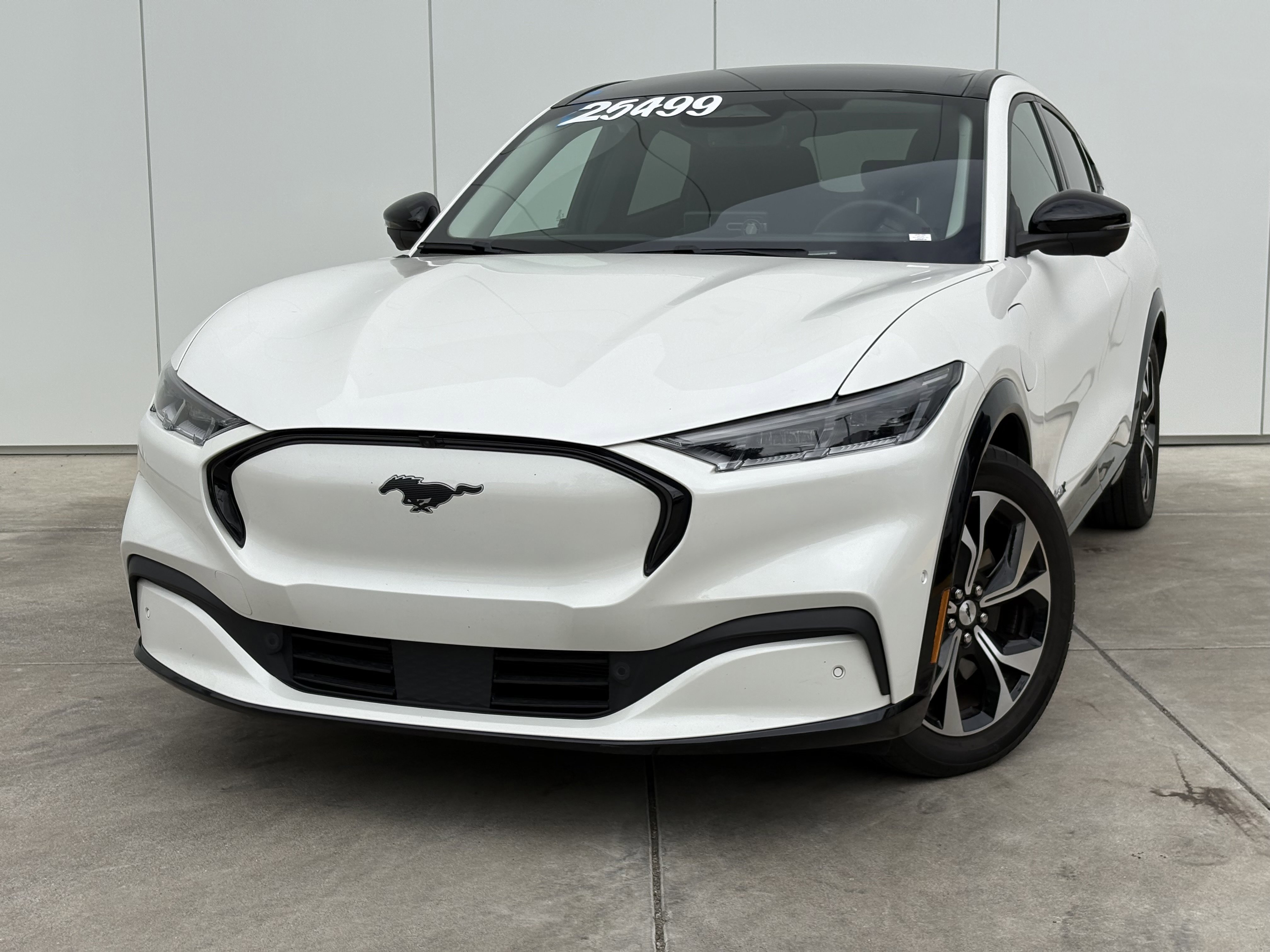 Used 2022 Ford Mustang Mach-E Premium image 1