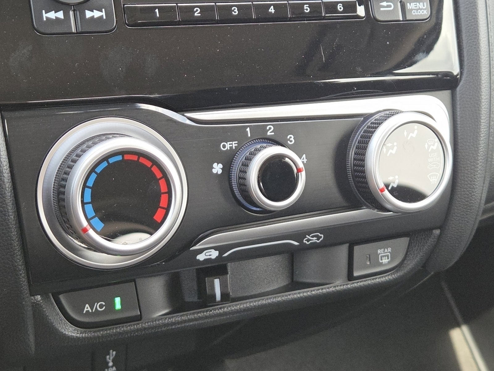 Used 2020 Honda Fit LX image 28