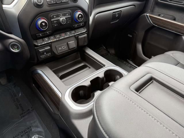 Used 2021 Chevrolet Silverado 1500 LT Trail Boss w/ Convenience Package II AWD/4WD image 34