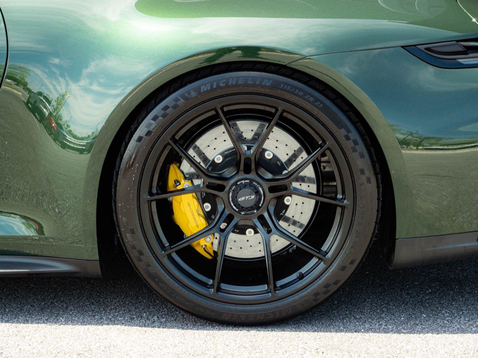 Used 2026 Porsche 911 GT3 RWD image 31