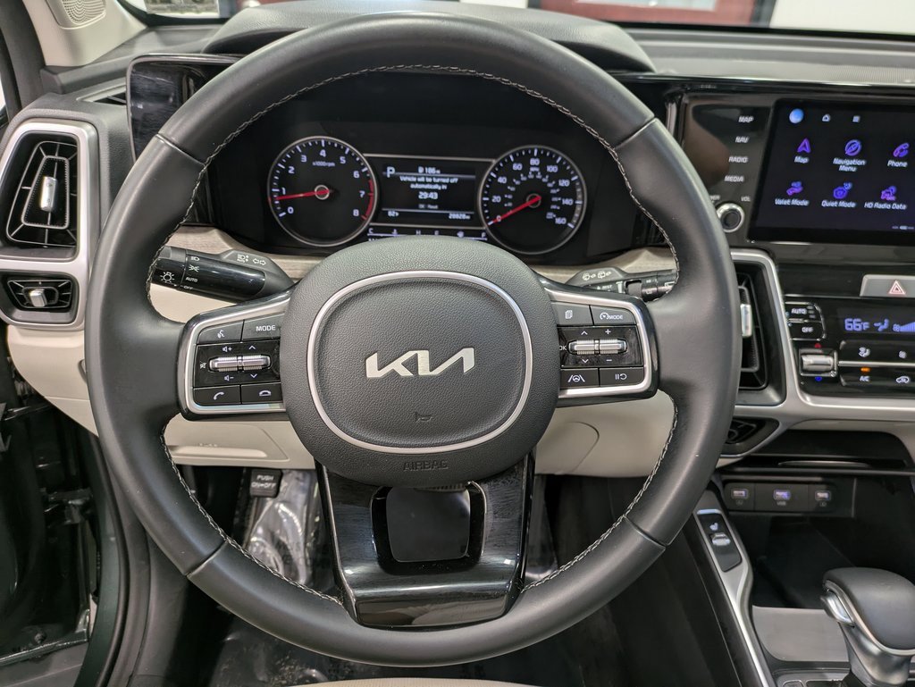 Used 2022 Kia Sorento S w/ Panoramic Sunroof Package image 19