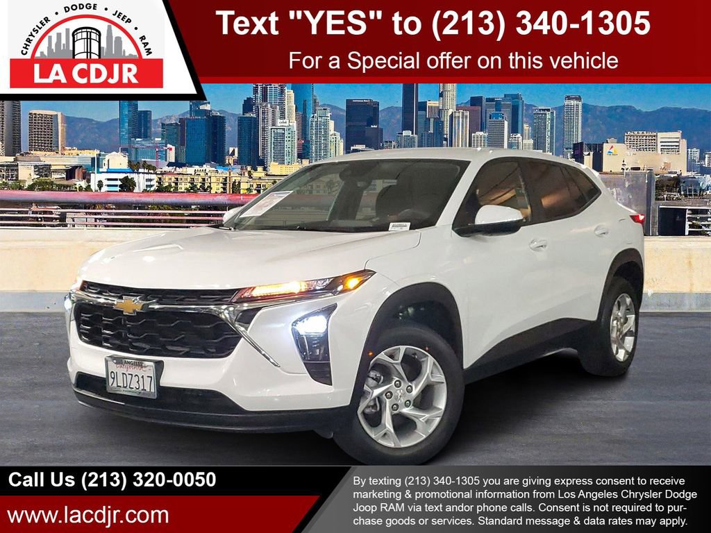 Used 2025 Chevrolet Trax LS w/ LS Convenience Package