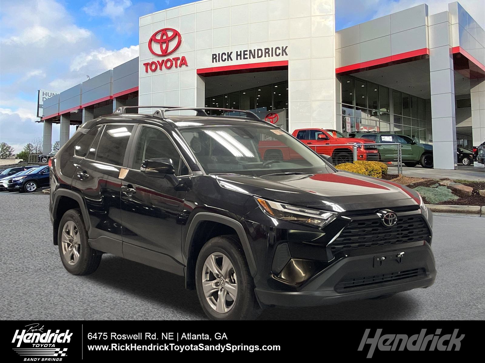 Used 2025 Toyota RAV4 XLE w/ Convenience Package
