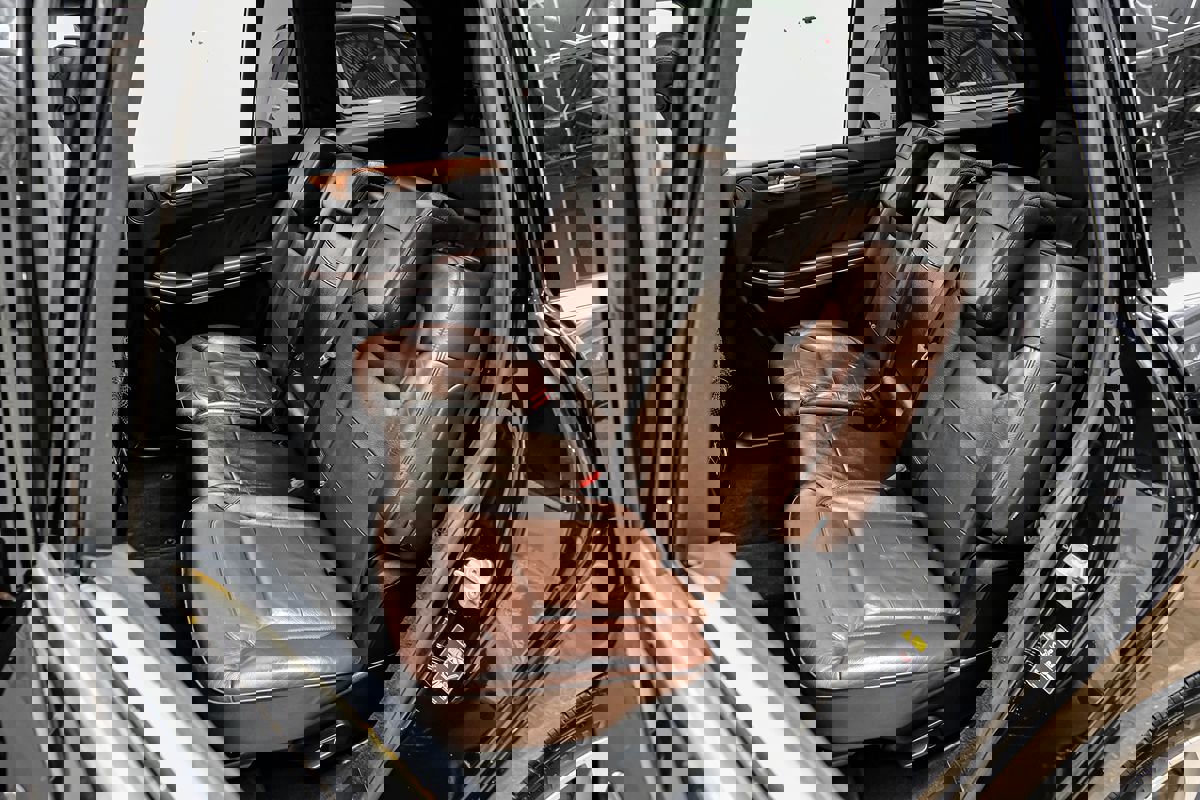 Used 2014 Mercedes-Benz GL 450 4MATIC image 35