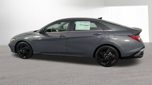 New 2026 Hyundai Elantra SEL Sport Premium FWD image 6