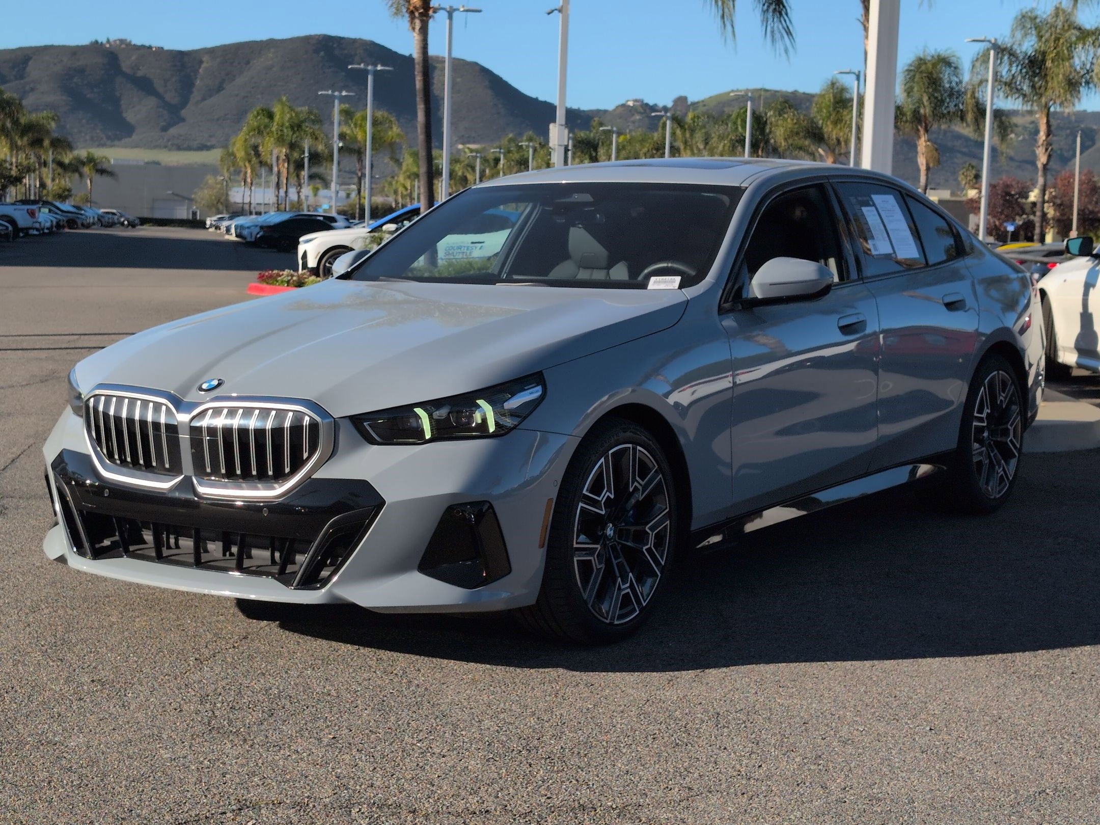 Used 2024 BMW 530i w/ M Sport Package image 5