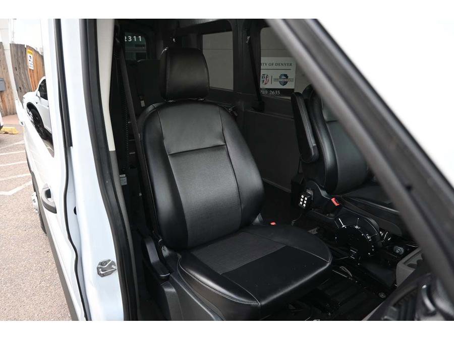 Used 2023 Ford Transit 150 Medium Roof AWD image 16