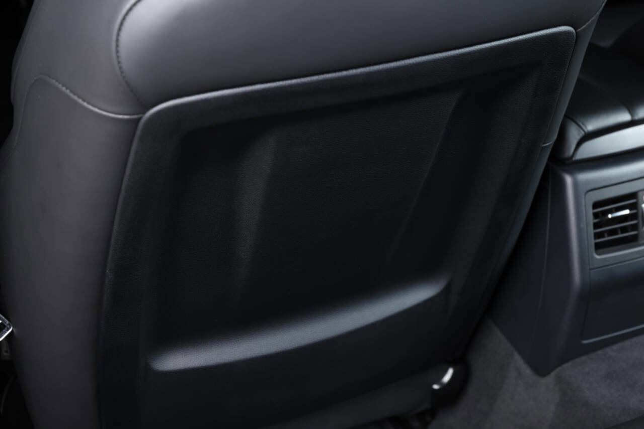 Used 2011 BMW M3 Sedan image 89