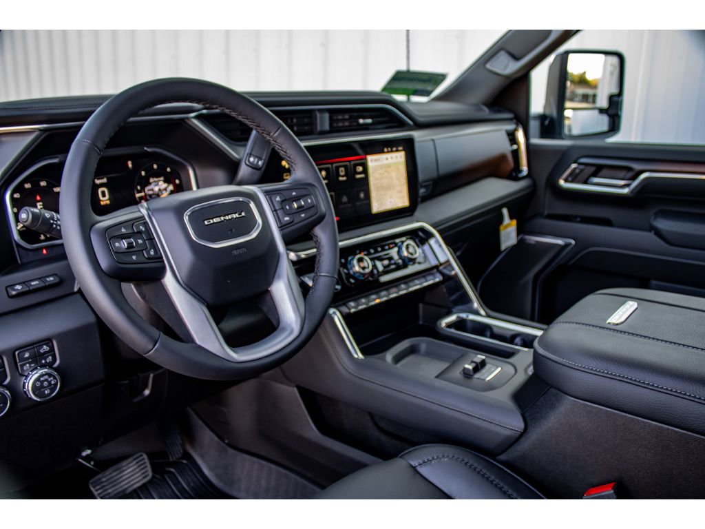 New 2026 GMC Sierra 3500 Denali w/ Denali Reserve Package image 20