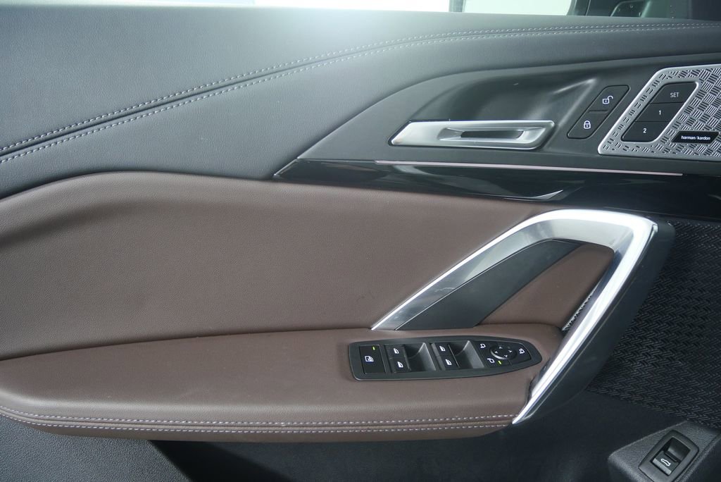 Used 2023 BMW X1 xDrive28i w/ Premium Package image 8