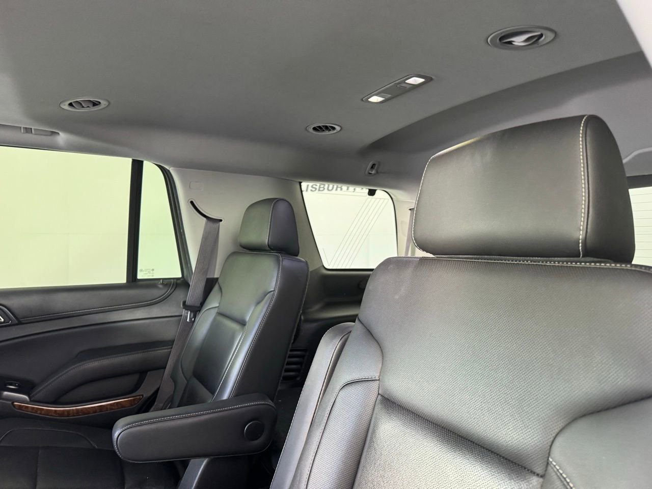 Used 2015 Chevrolet Tahoe LTZ RWD image 8