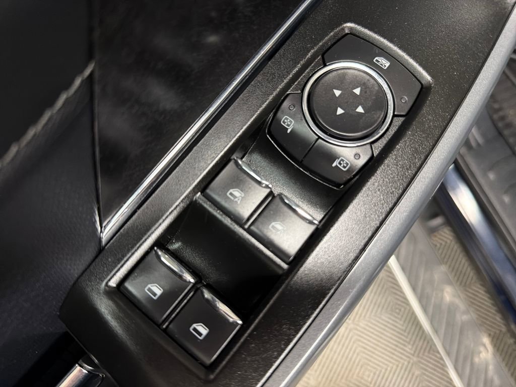 Certified 2022 Ford F150 XLT w/ Equipment Group 302A High image 17