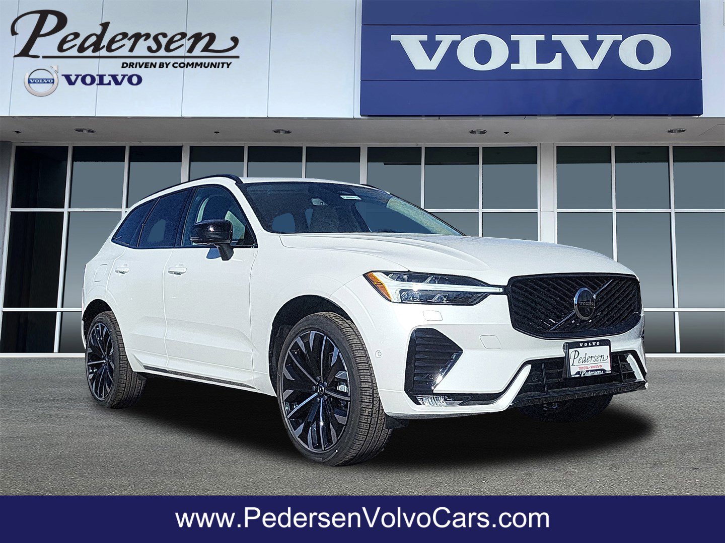 New 2026 Volvo XC60 B5 Ultra w/ Protection Package Premier video 1