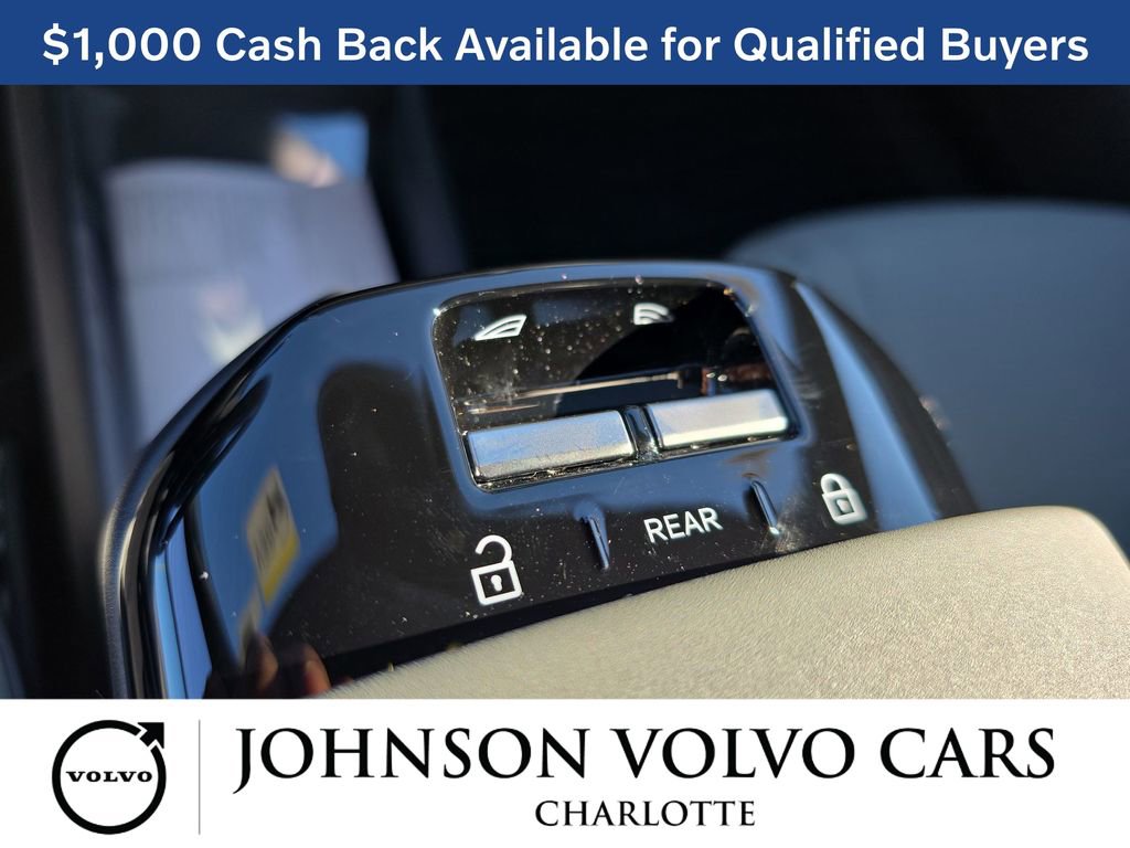 New 2026 Volvo EX30 Cross Country Ultra w/ Protection Package Premier image 30
