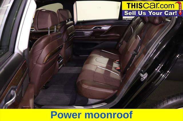 Used 2019 BMW 750i w/ Executive Package RWD image 27