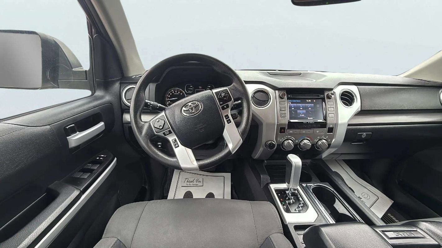 Used 2018 Toyota Tundra SR5 image 12