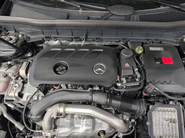 New 2025 Mercedes-Benz GLB 250 image 17