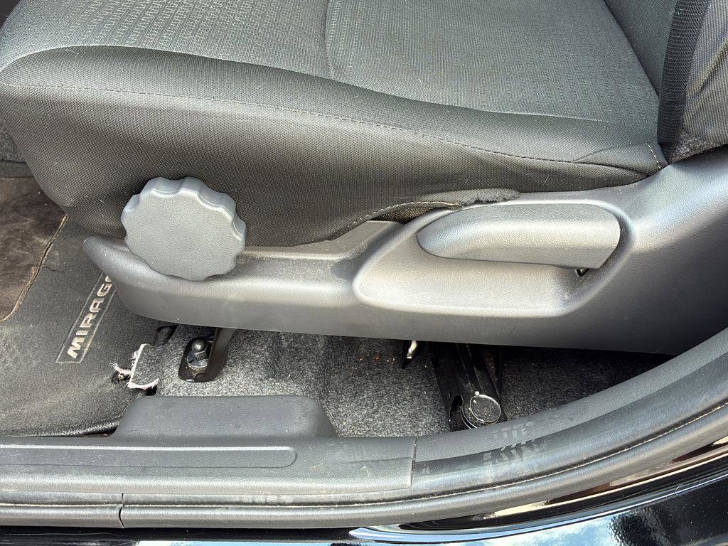 Used 2024 Mitsubishi Mirage G4 ES image 13