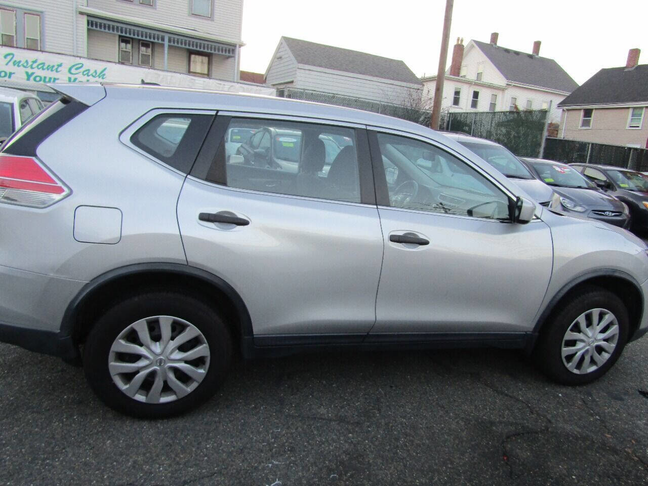 Used 2016 Nissan Rogue S image 20