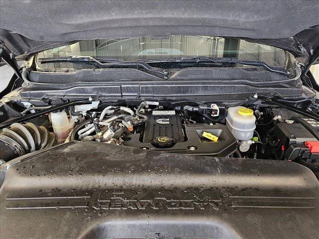 Used 2025 RAM 2500 Laramie AWD/4WD image 23