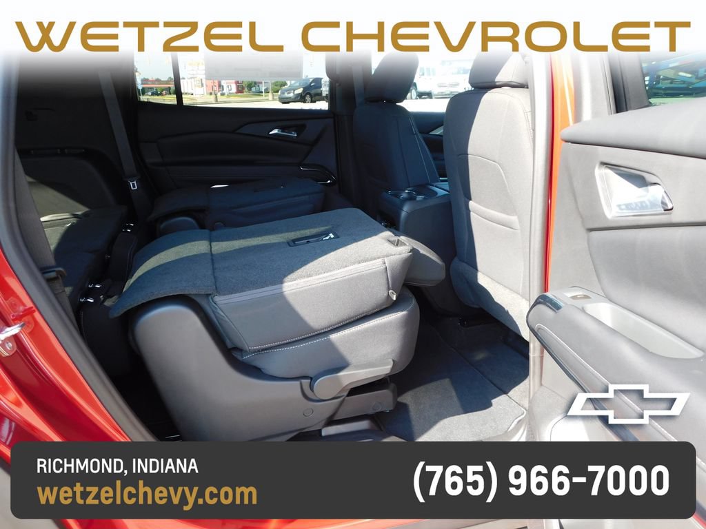 New 2027 Chevrolet Traverse LT FWD image 27
