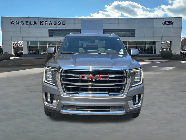 Used 2022 GMC Yukon XL SLT w/ SLT Premium Package RWD image 2
