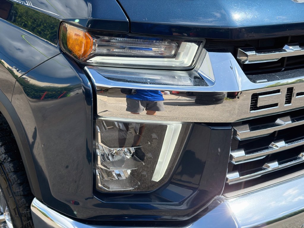 Used 2021 Chevrolet Silverado 2500 LTZ w/ LTZ Premium Package AWD/4WD image 36