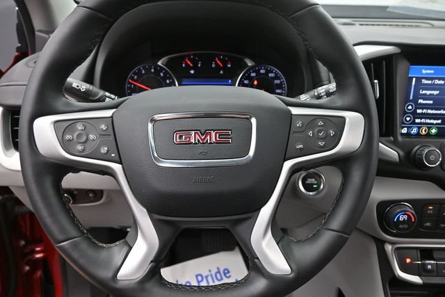 Used 2023 GMC Terrain SLT w/ LPO, Floor Liner Package FWD image 25